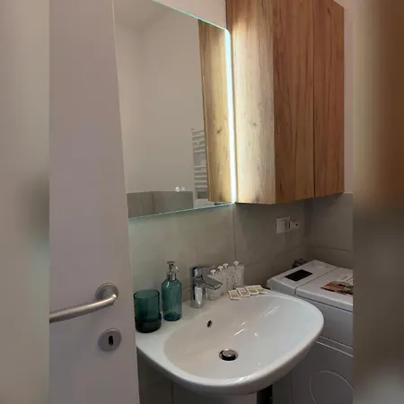 Apartment Piccolo Tesoro Per 4 Persone Nel Cuore Di Bergamo